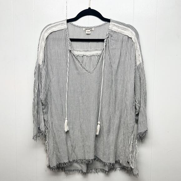 Billabong Striped Bohemian Womens Top Small 3/4 Sleeve Frayed Trim Lightweight - Picture 1 of 13